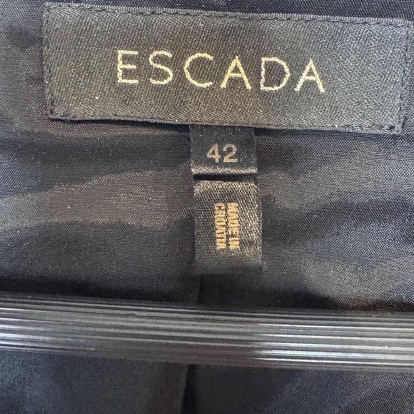 Ladies Escada Black Wool Double Breasted Blazer Jacket Lined, Size 42FR 10US - Picture 3 of 6